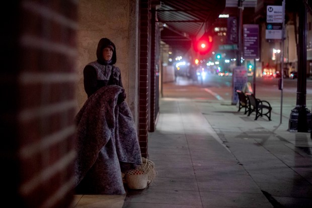 Kourtney Williams, 34, finds a storefront to bed down for the night on Colorado Boulevard before being added to the Pasadena Homeless Count on Tuesday, February 22, 2022. Williams moved to the Los Angeles area from Florida to be an actor in 2019 but found herself on the streets after the car she was living in was impounded. (Photo by Sarah Reingewirtz, Los Angeles Daily News/SCNG)